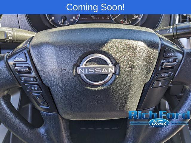 Used 2025 Nissan Frontier SV AWD/4WD image 11