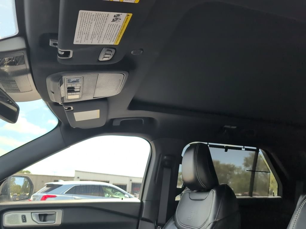 Certified 2022 Ford Explorer ST w/ Equipment Group 401A image 10