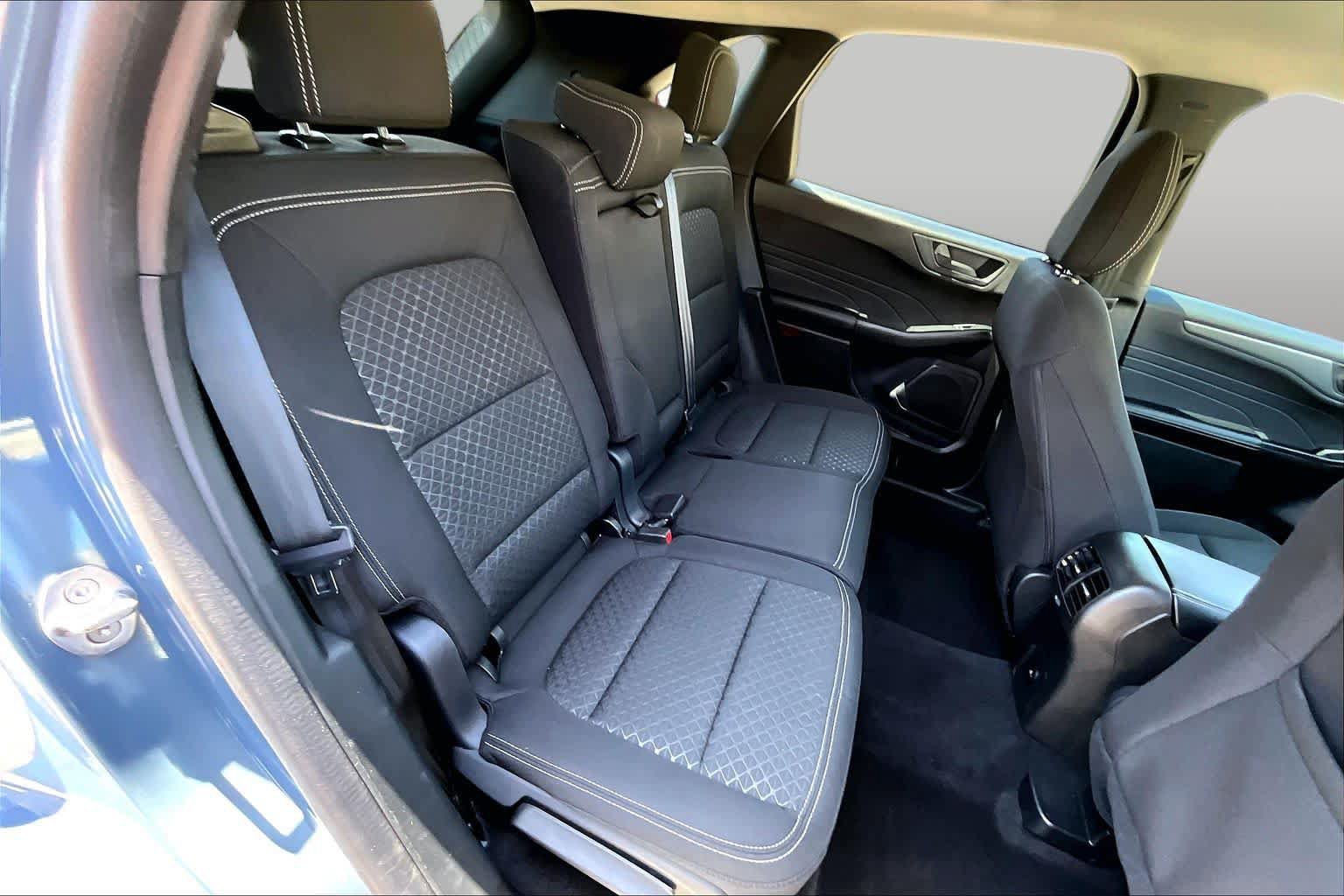 Certified 2024 Ford Escape Active w/ Cold Weather Package FWD image 20
