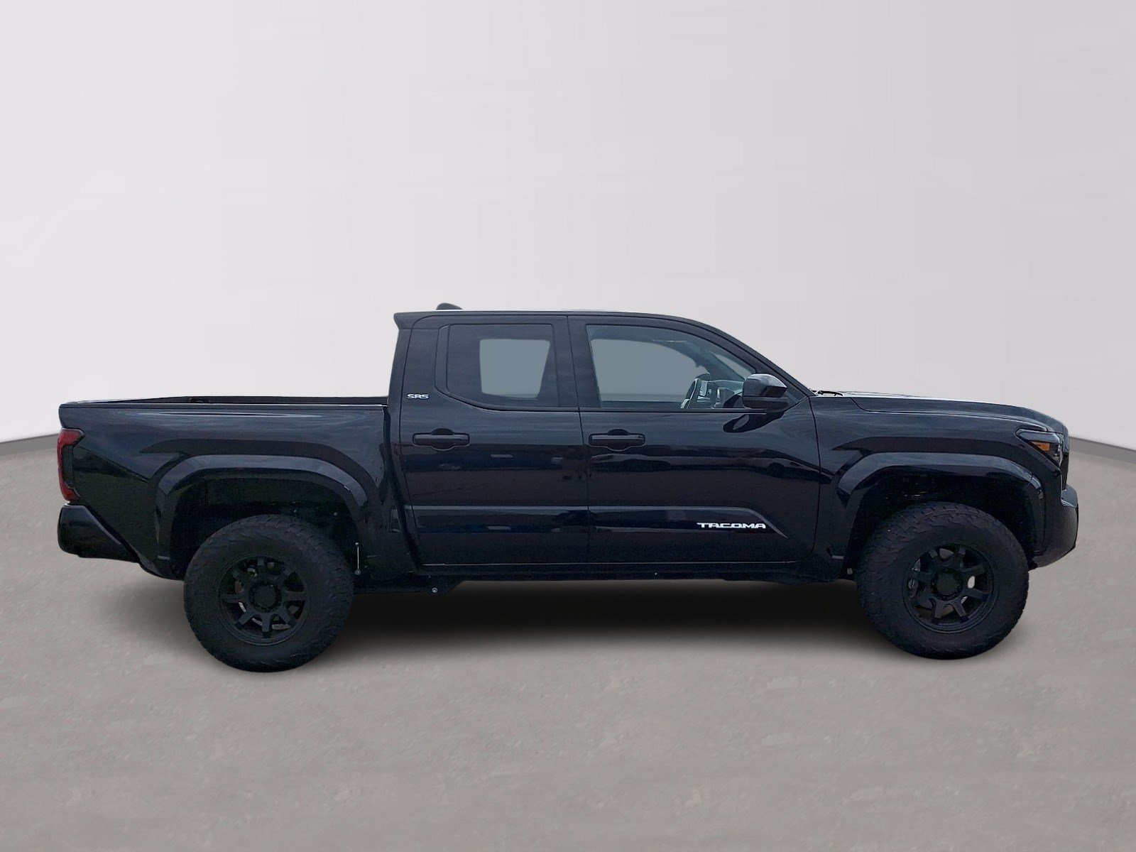 Used 2025 Toyota Tacoma SR5 RWD image 7