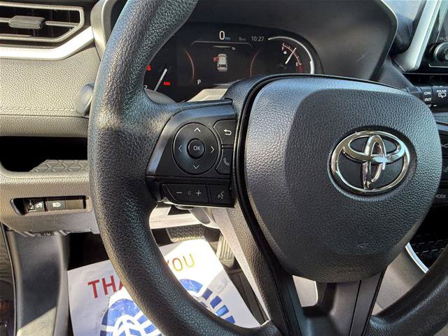 Used 2025 Toyota RAV4 XLE FWD image 15