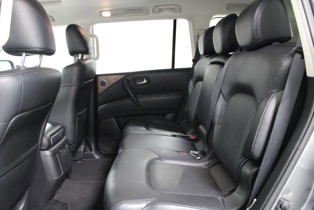 Used 2024 Nissan Armada SL image 26