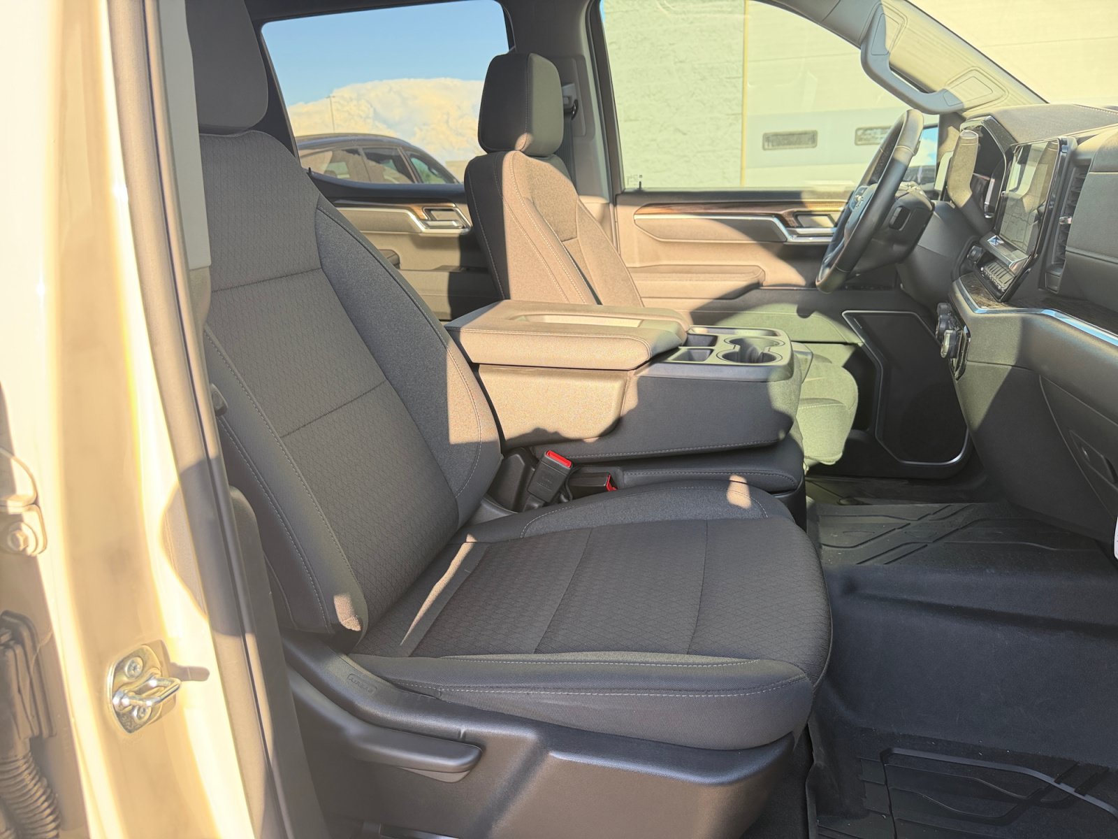 Used 2026 Chevrolet Silverado 1500 RST w/ RST Select Package AWD/4WD image 30