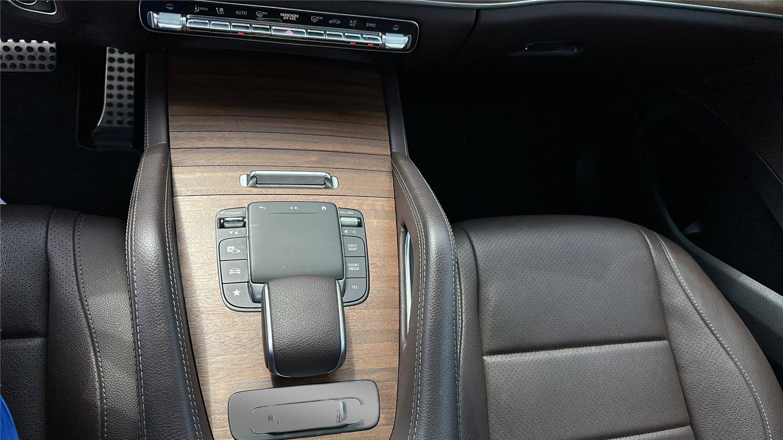 Used 2022 Mercedes-Benz GLS 450 4MATIC image 17