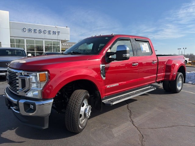 Certified 2021 Ford F350 Lariat w/ Chrome Package image 2