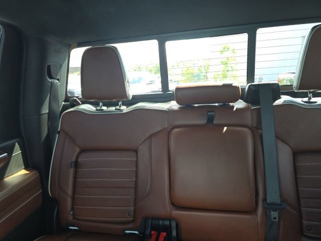 Used 2025 GMC Sierra 2500 Denali Ultimate AWD/4WD image 16
