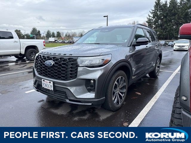 Certified 2025 Ford Explorer ST-Line