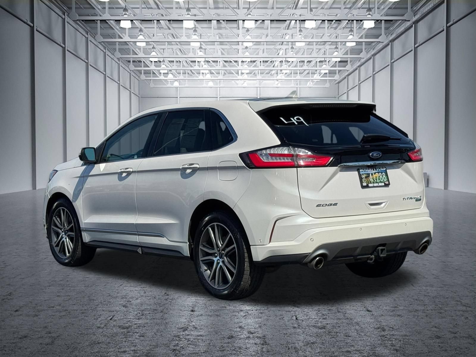Certified 2019 Ford Edge Titanium w/ Equipment Group 301A AWD/4WD image 11