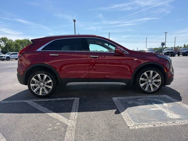 Used 2023 Cadillac XT4 Premium Luxury AWD/4WD image 4