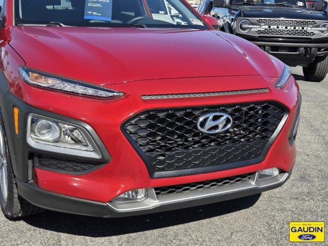 Used 2021 Hyundai Kona SEL Plus w/ Cargo Package FWD image 2