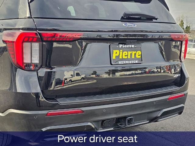 Certified 2025 Ford Explorer ST-Line AWD/4WD image 9