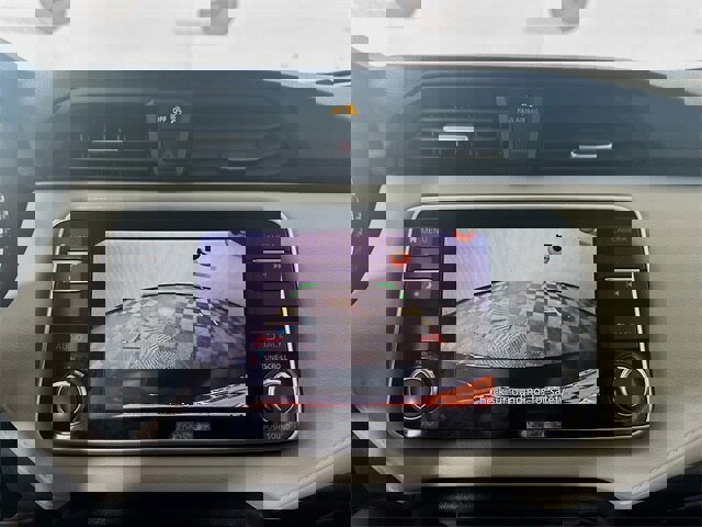 Used 2021 Nissan Versa SV image 19