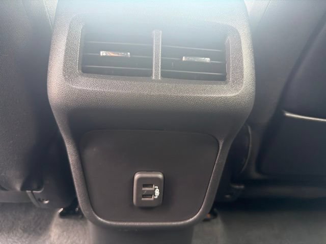 Used 2022 GMC Terrain SLE FWD image 21