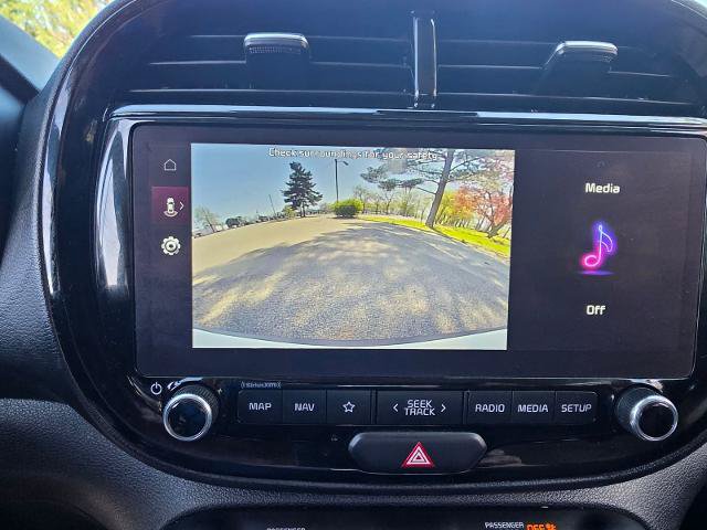 Used 2025 Kia Soul S FWD image 17