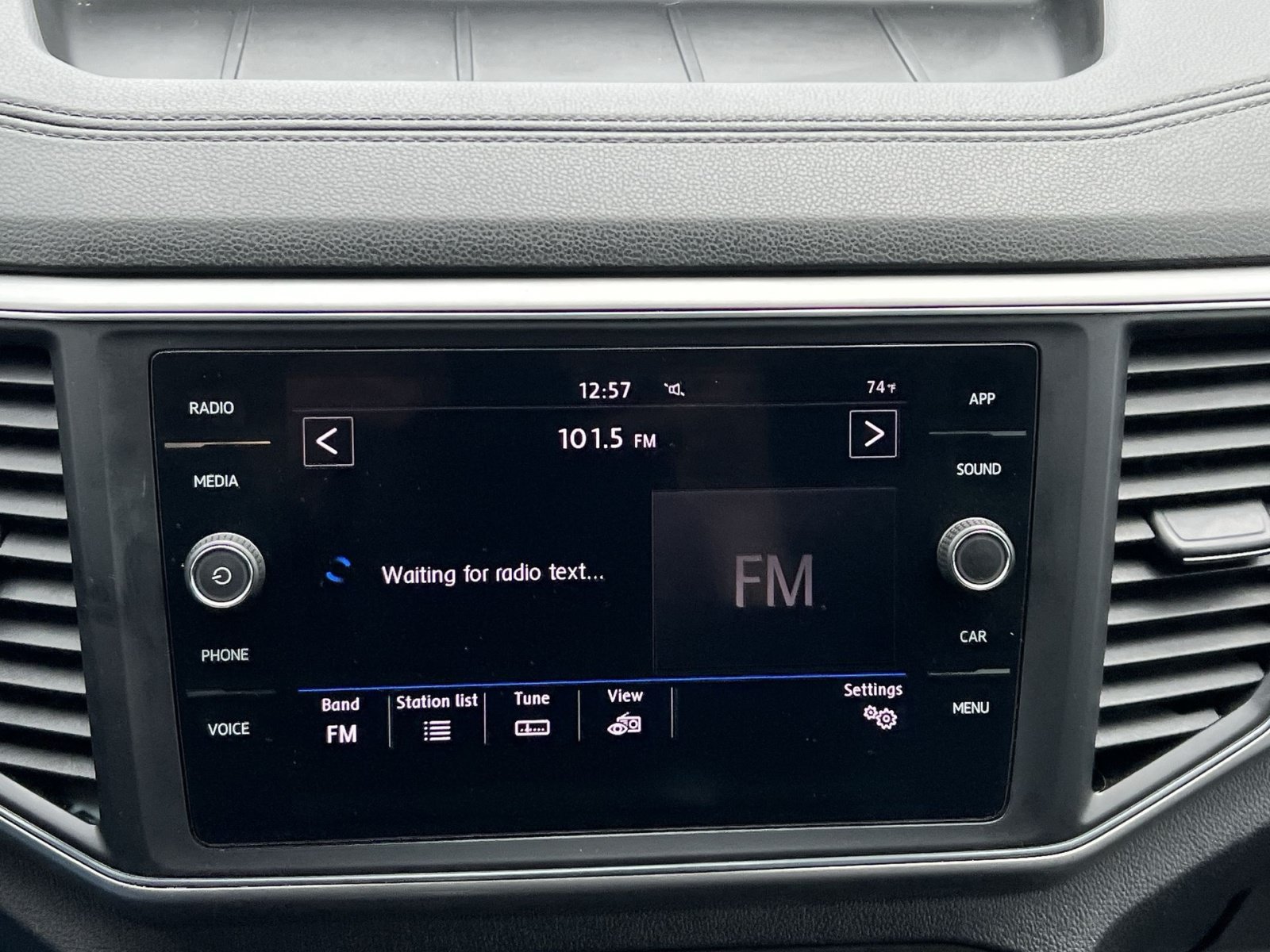 Used 2019 Volkswagen Atlas SE FWD image 26