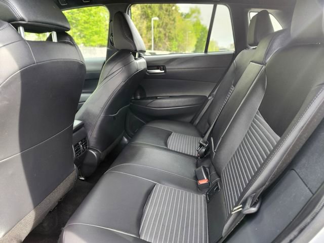 Used 2024 Toyota Corolla Cross AWD Hybrid w/ Convenience Package image 16