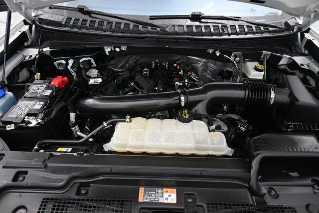 Certified 2025 Ford Expedition Active AWD/4WD image 17