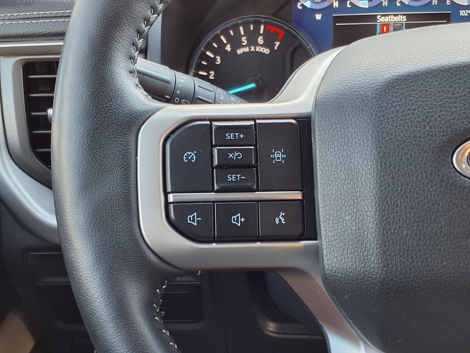 Certified 2024 Ford Expedition XLT RWD image 22