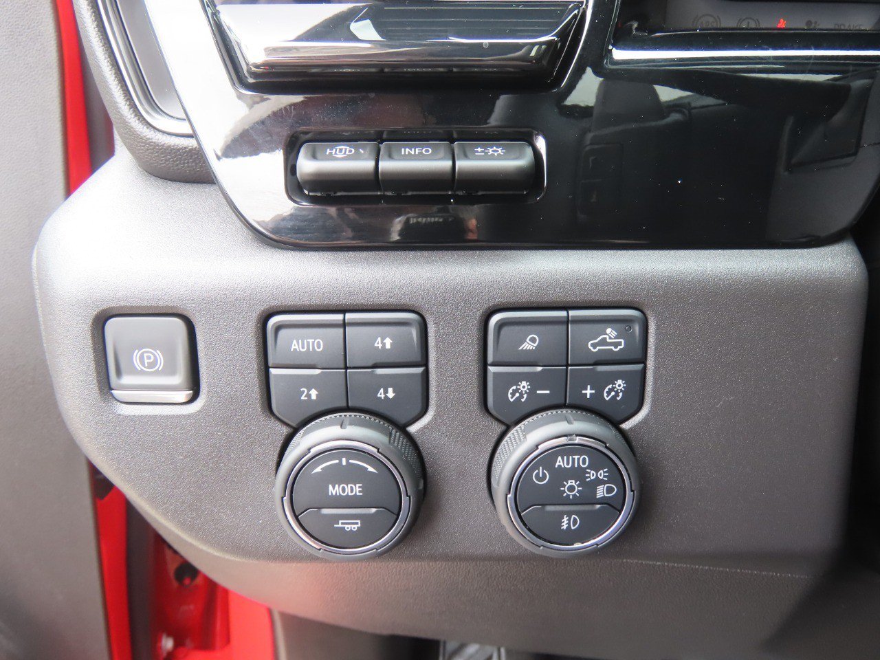 Used 2024 Chevrolet Silverado 1500 ZR2 w/ ZR2 Bison Edition AWD/4WD image 24