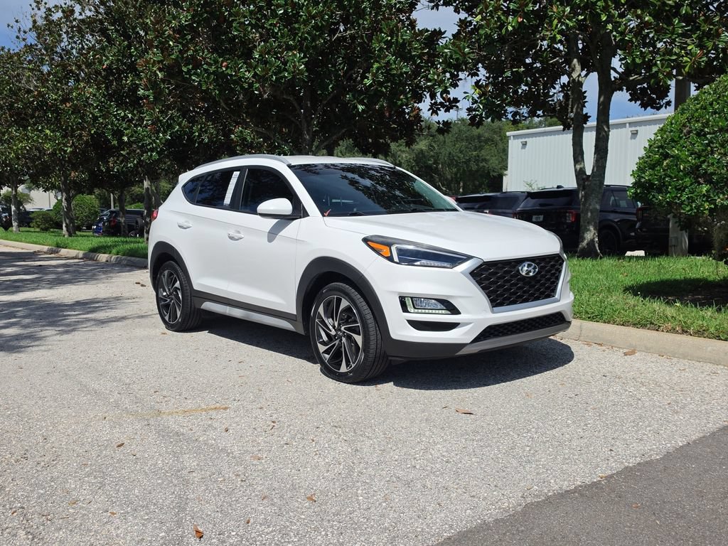Used 2020 Hyundai Tucson Sport w/ Cargo Package FWD image 2