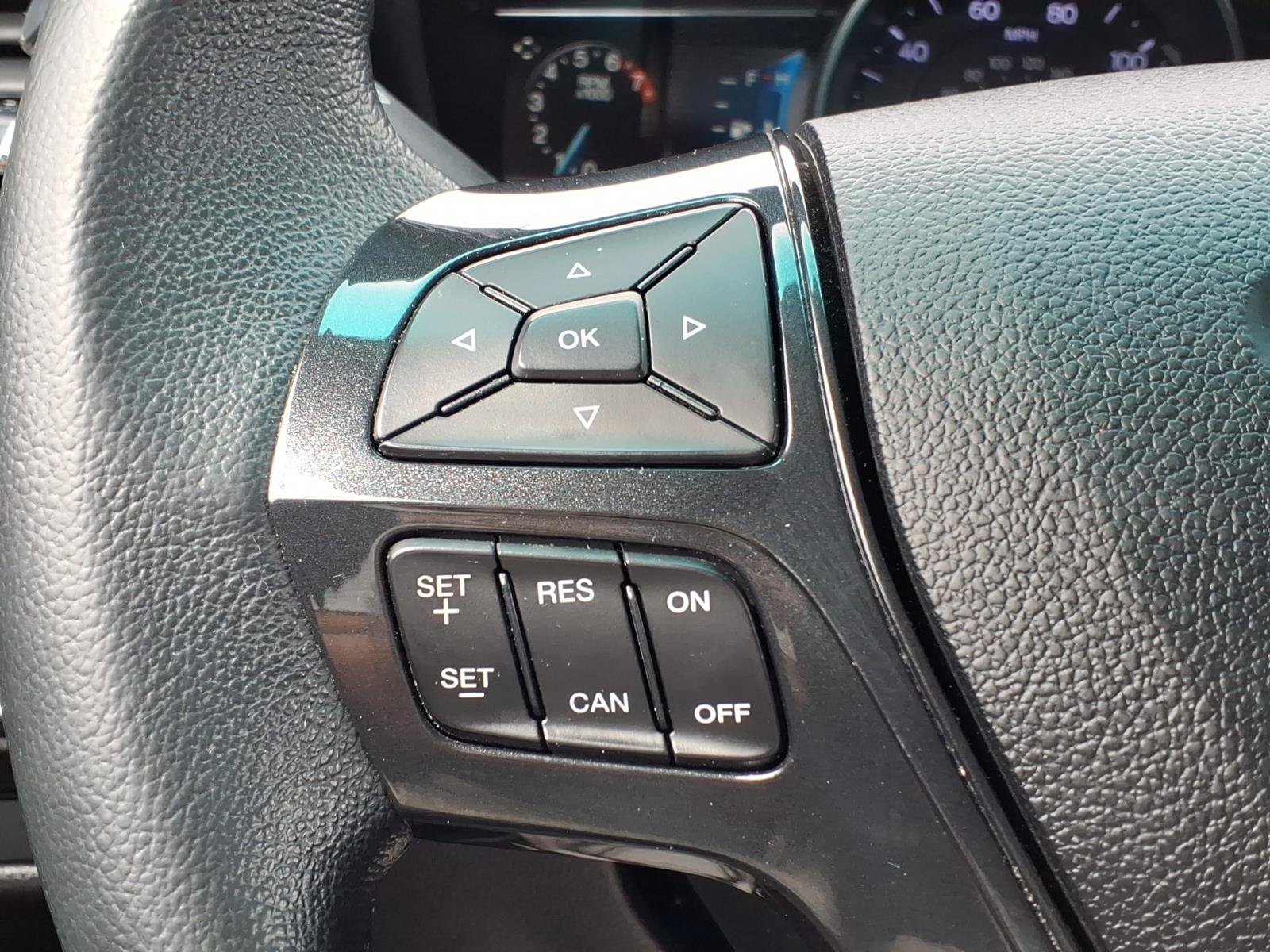 Certified 2018 Ford Explorer XLT w/ Equipment Group 202A AWD/4WD image 22