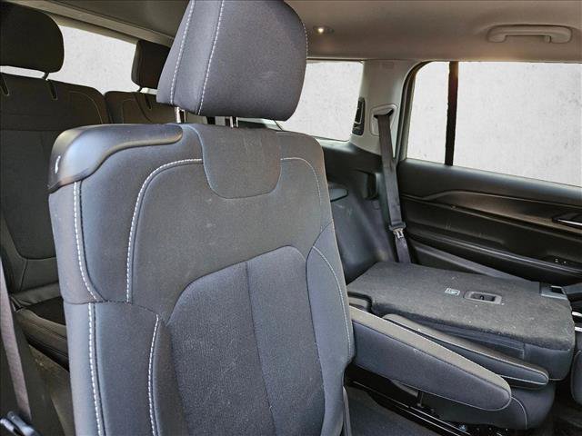 Used 2023 Jeep Grand Cherokee L Laredo w/ Luxury Tech Group I AWD/4WD image 22