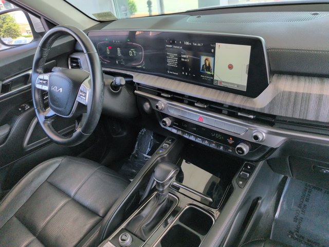 Used 2024 Kia Telluride EX w/ EX Captain's Chair Package FWD image 37