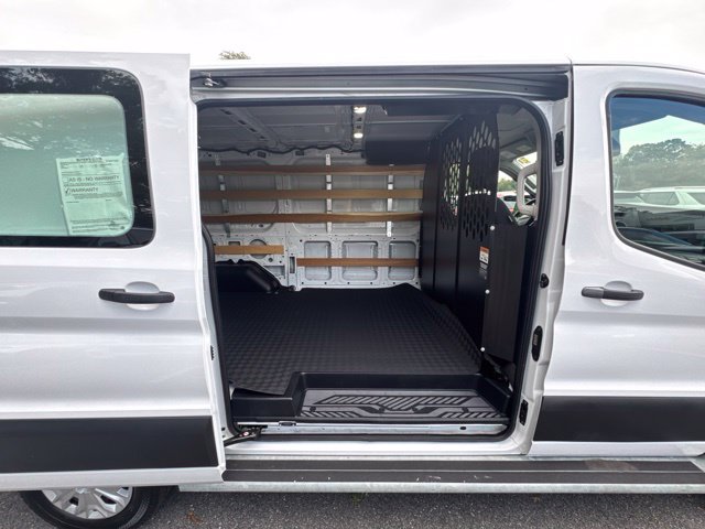 Certified 2025 Ford Transit 250 Low Roof w/ Exterior Upgrade Package RWD image 11