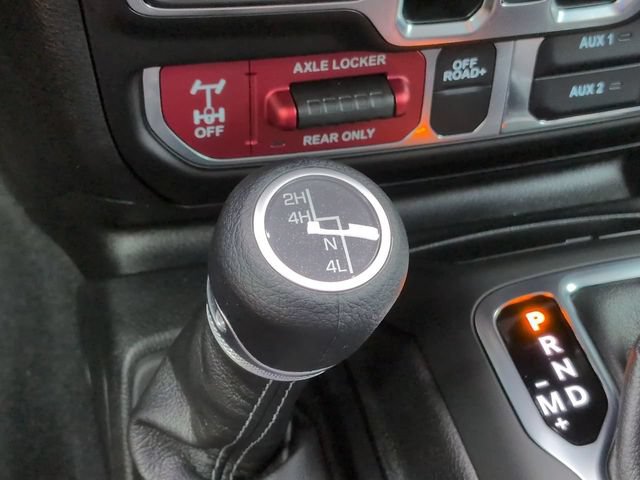 Used 2025 Jeep Gladiator Mojave AWD/4WD image 21