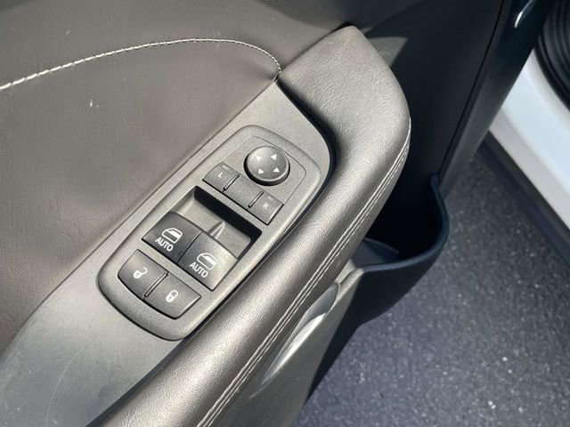 Used 2018 Dodge Challenger SXT Plus RWD image 12
