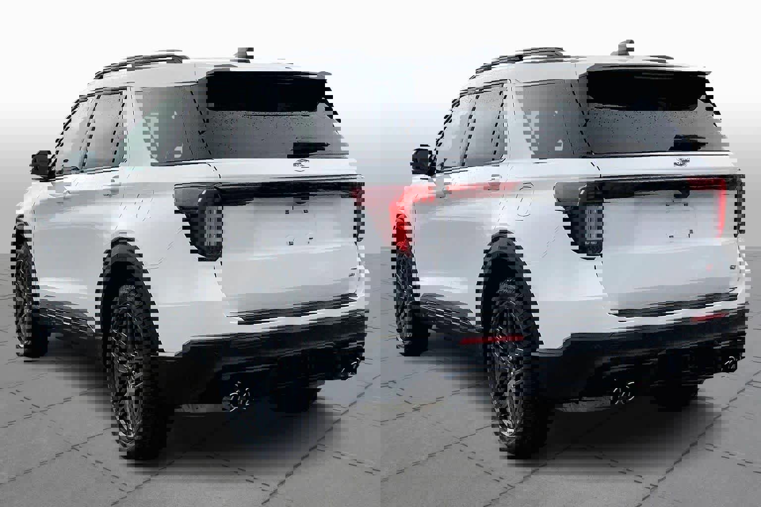 Certified 2025 Ford Explorer ST w/ Sun And Sound Package image 4