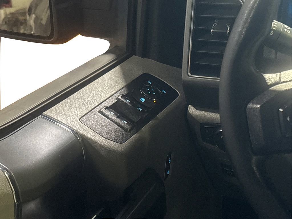 Certified 2018 Ford F150 XLT w/ Equipment Group 302A Luxury image 35