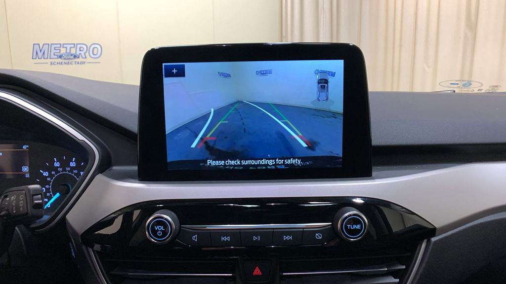 Certified 2022 Ford Escape SEL image 40