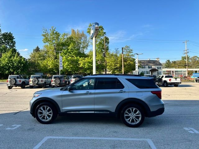 Certified 2021 Ford Explorer XLT w/ Equipment Group 202A AWD/4WD image 11