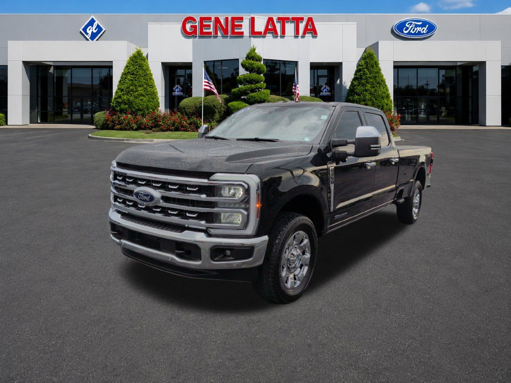 Certified 2025 Ford F350 Lariat w/ Lariat Ultimate Package AWD/4WD image 3