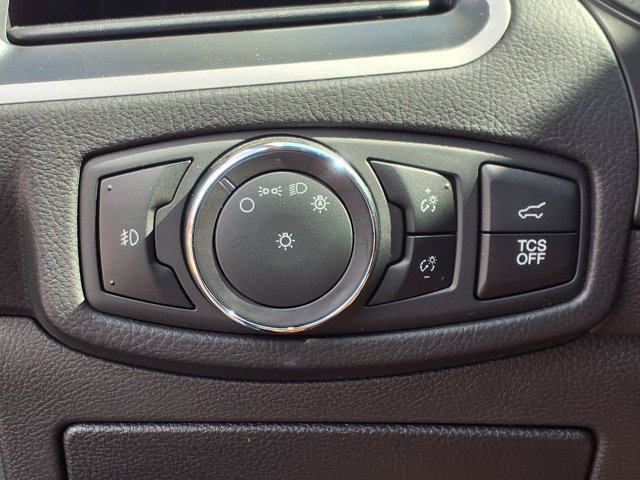 Certified 2024 Ford Edge SEL w/ Convenience Package AWD/4WD image 17