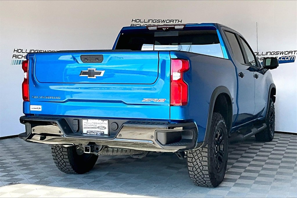 Used 2022 Chevrolet Silverado 1500 ZR2 w/ Technology Package image 11