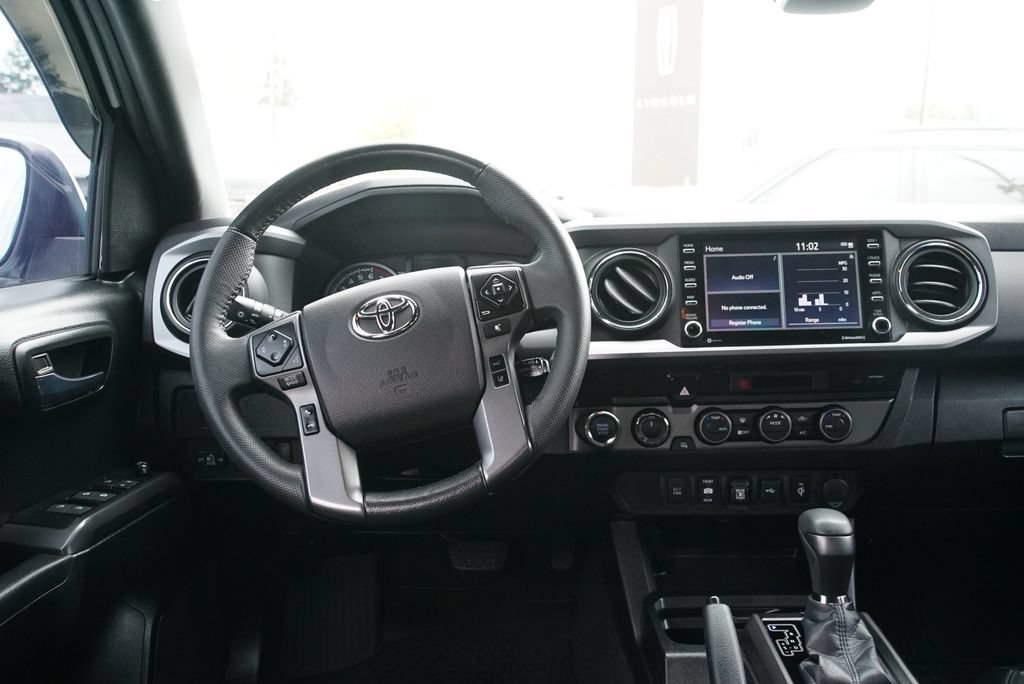 Used 2021 Toyota Tacoma TRD Off-Road AWD/4WD image 10