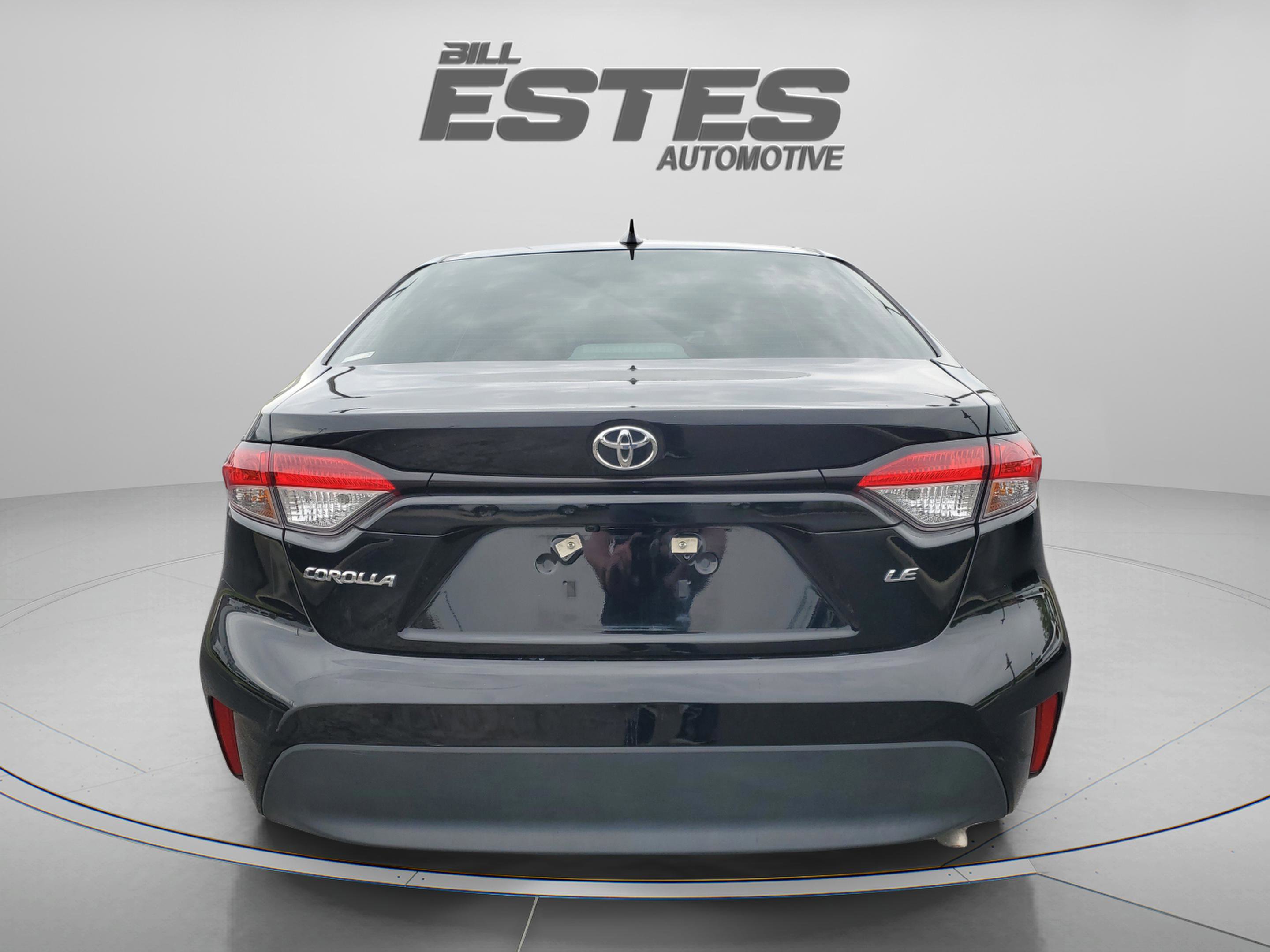 Used 2024 Toyota Corolla LE FWD image 3