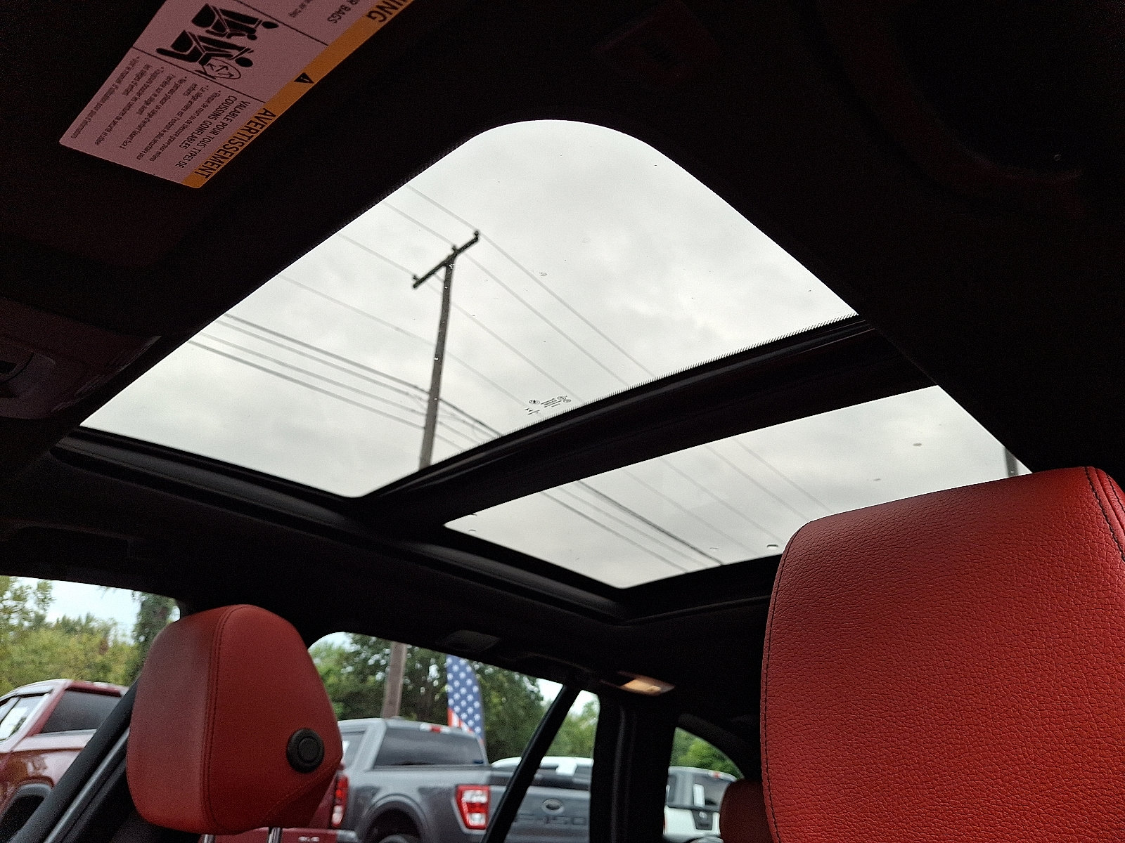 Used 2018 BMW 330i xDrive Wagon w/ Premium Package image 21