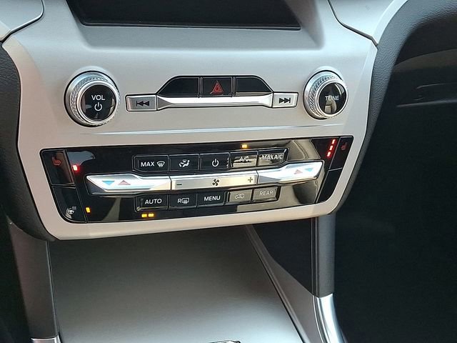 Certified 2023 Ford Explorer XLT w/ Equipment Group 202A image 17