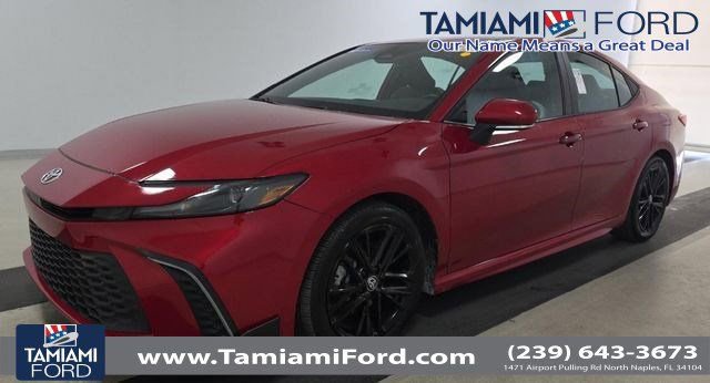 Used 2025 Toyota Camry SE w/ Multimedia Upgrade Package