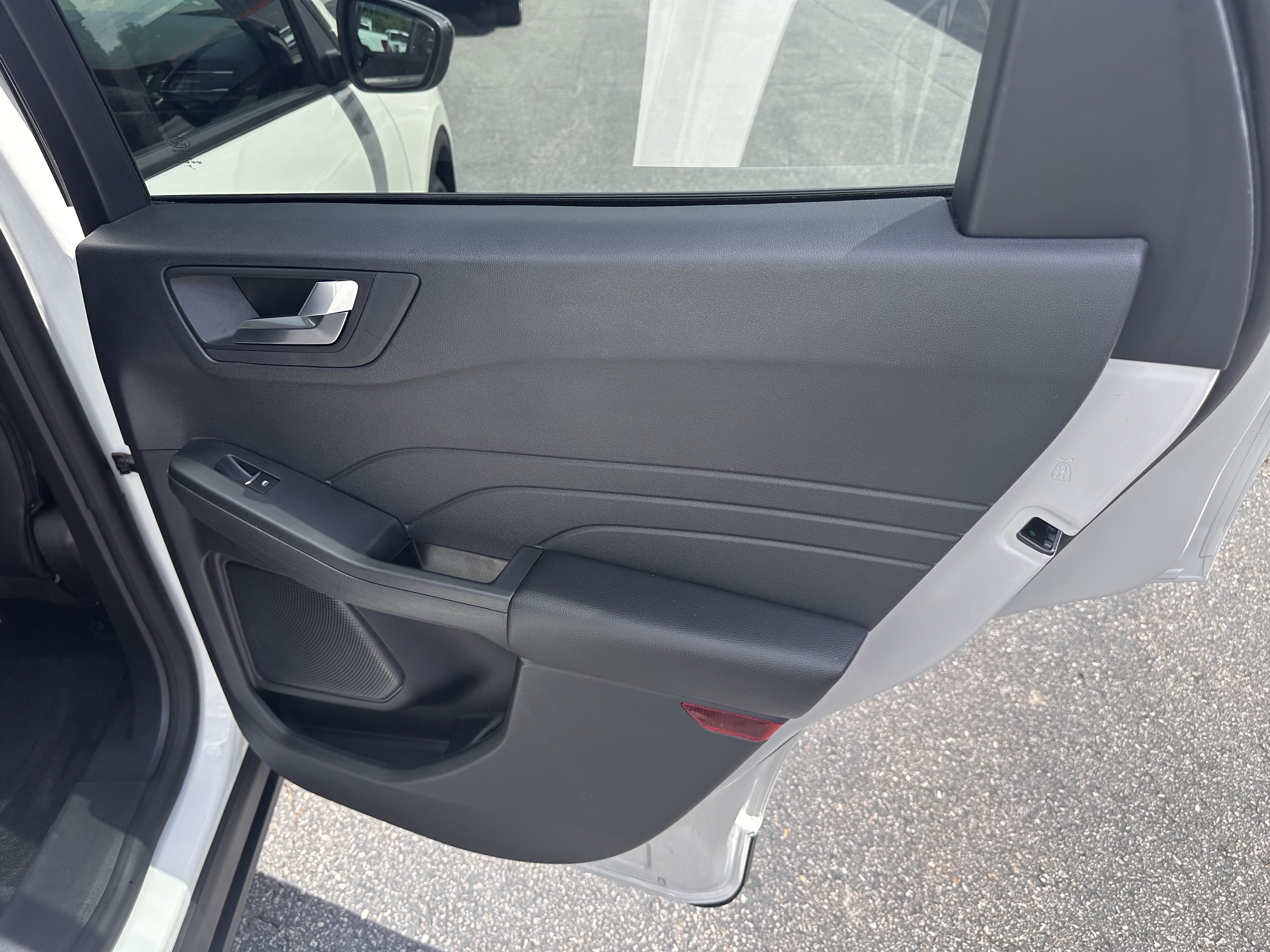 Certified 2022 Ford Escape SEL w/ SEL Stealth AWD Package image 15