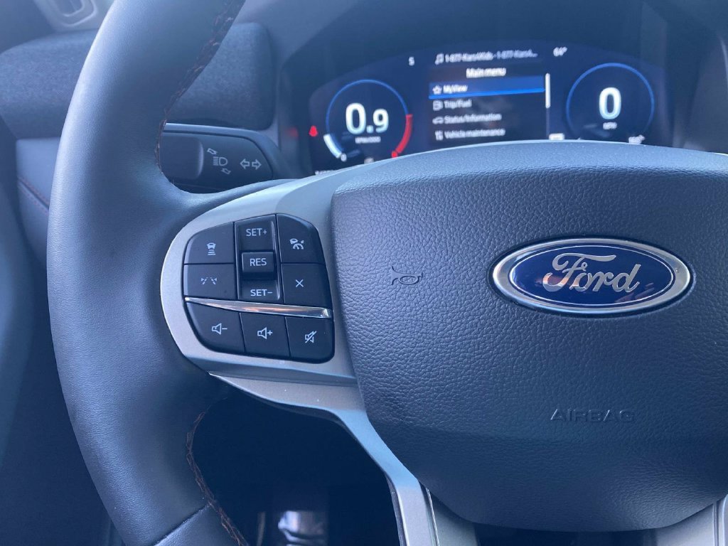 Certified 2026 Ford Explorer Active w/ Active Comfort Package RWD image 32