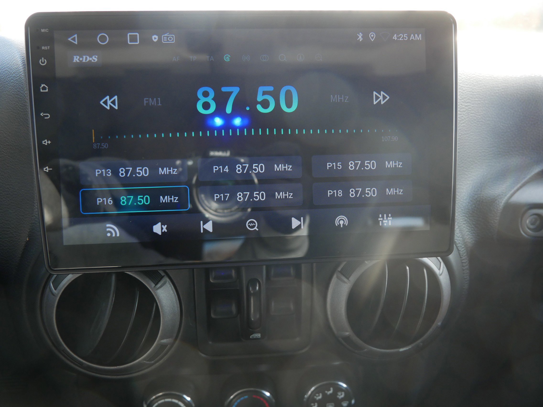 Used 2017 Jeep Wrangler Unlimited Sport w/ Quick Order Package 24S image 28