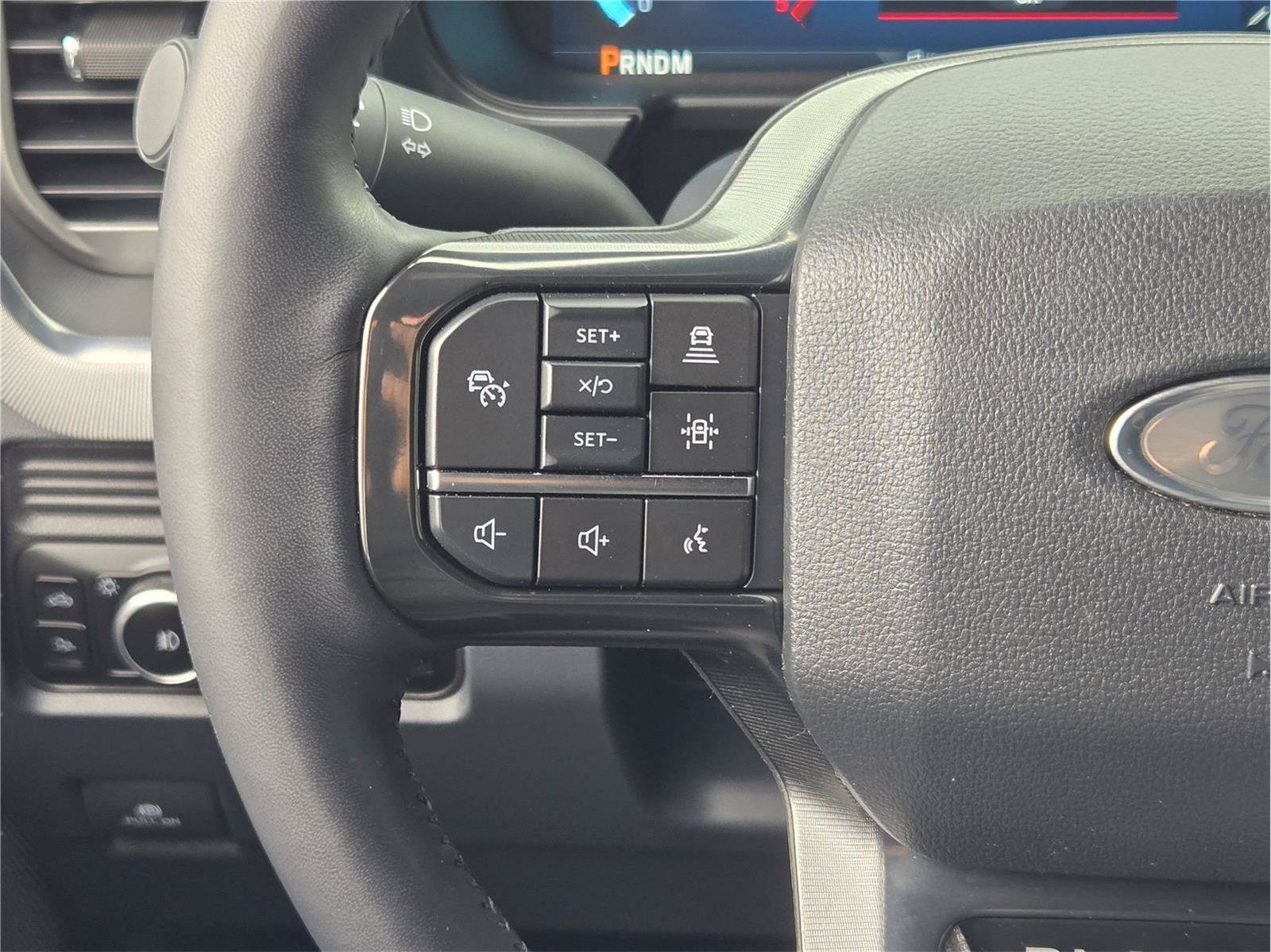 Certified 2025 Ford F250 Platinum AWD/4WD image 28