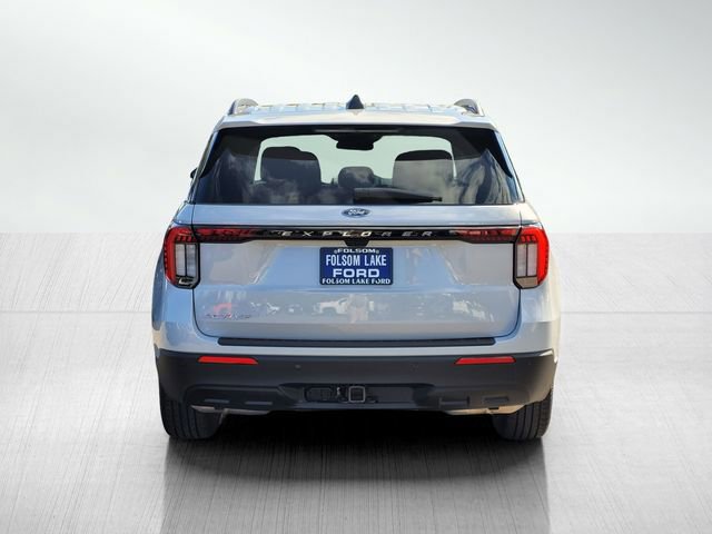 Certified 2025 Ford Explorer Active image 4
