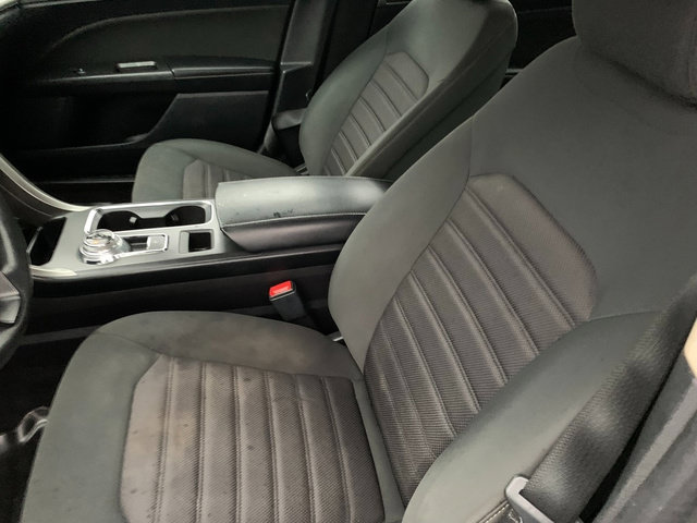 Certified 2020 Ford Fusion SE AWD/4WD image 19