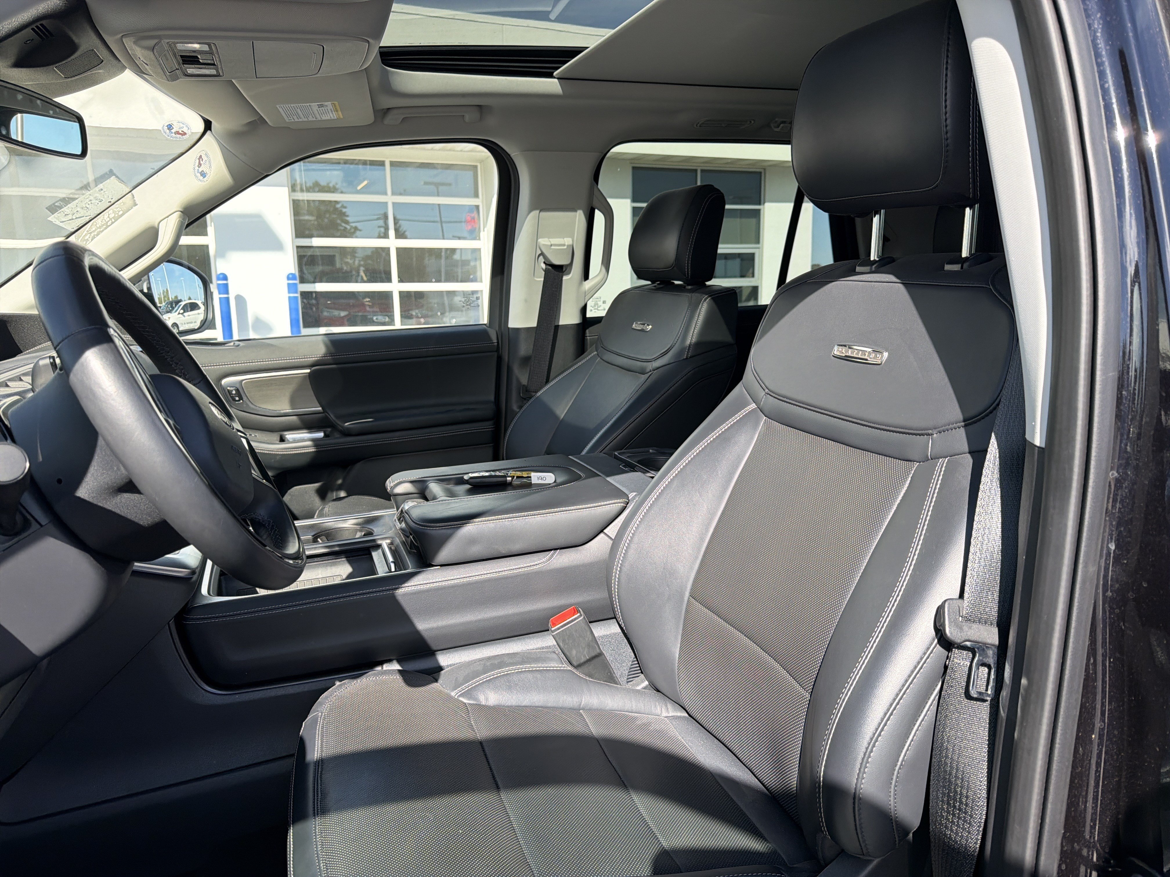 Certified 2025 Ford Expedition Platinum AWD/4WD image 12