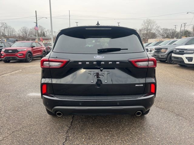 Certified 2024 Ford Escape ST-Line w/ Tech Pack #1 image 3